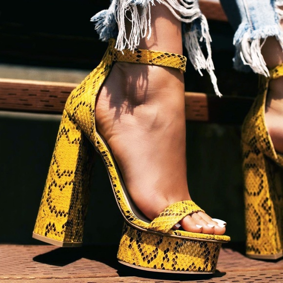 Wild Diva Shoes - NEW🔥Open Toe Sky High Chunky Heel Platform Sandal Wild Diva Shoes - NEW🔥Open Toe Sky High Chunky Heel Platform Sandal
